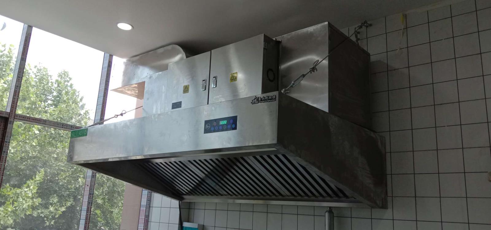 饭店低空直排油烟净化器安装案例