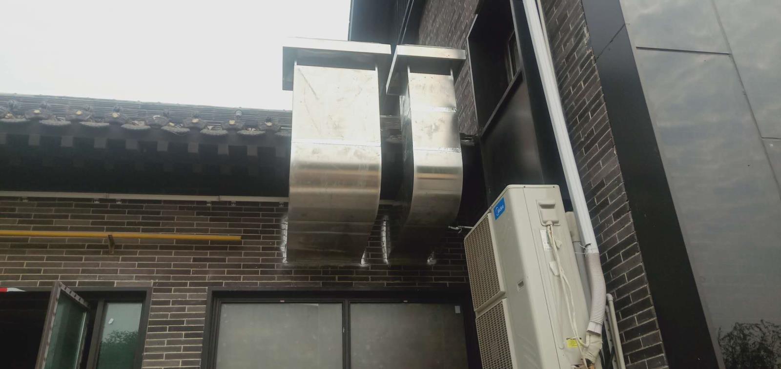 开封清明上河园餐厅油烟净化一体机安装实拍