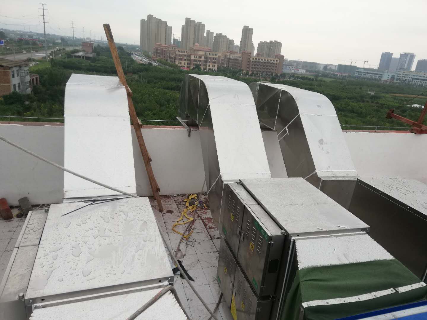 汝州市实验中学学生食堂油烟净化工程案例实拍