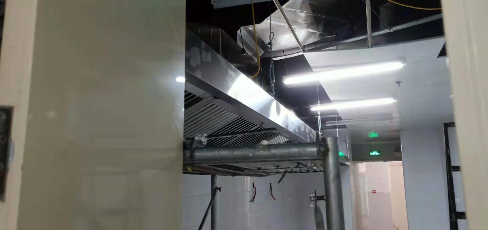 汝州一高学生餐厅油烟净化一体机按照实拍
