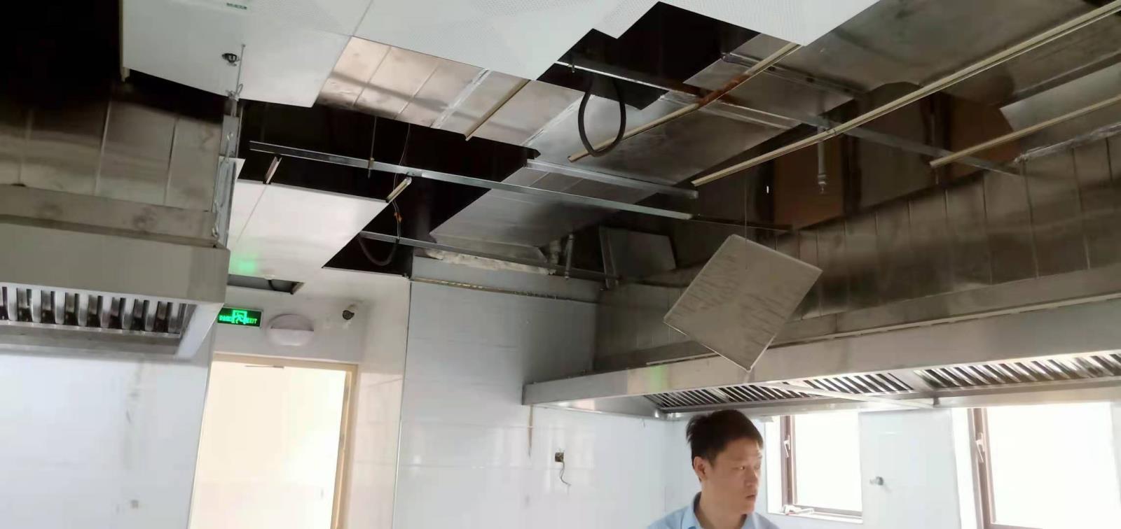 汝州一高学生餐厅油烟净化一体机按照实拍
